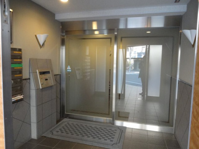 【エントランス】 | フォーライフ根岸