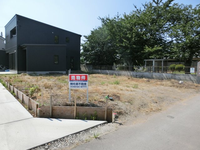 鴻巣市三ツ木の売地の外観