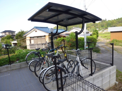 【その他共用部分】 | エニワン | 屋根付駐輪場