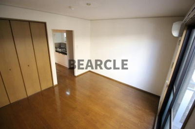 【洋室】 | ライブリーハイムSasada