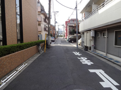 【周辺】 | フラッツ上野桜木 | フラッツ上野桜木　建物前