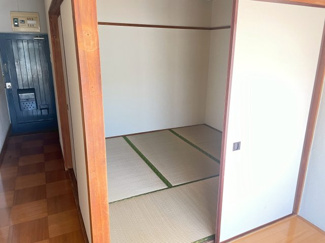 【和室】 | 和室、ちょっとしたくつろぎスペースにいかがでしょうか