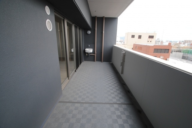 アーバンパレス六ツ門セントラルベースのバルコニー