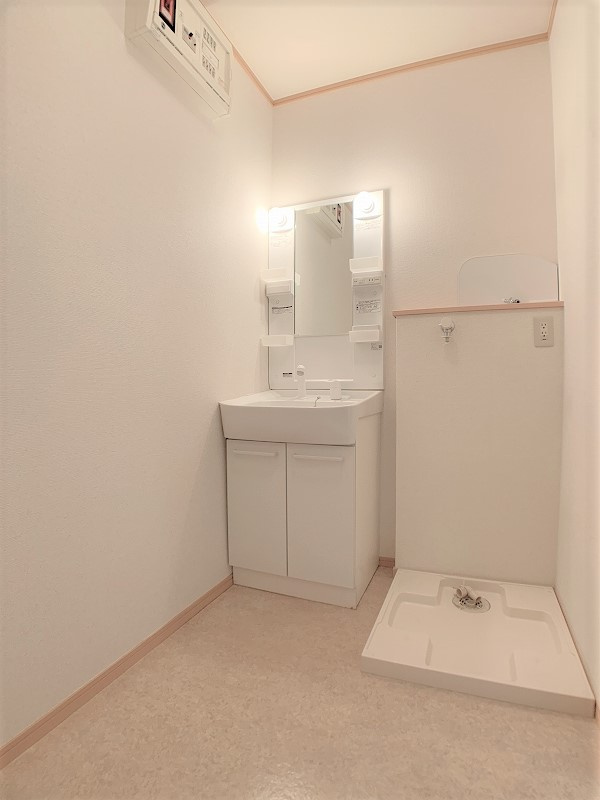 スペリオール・ピソの独立洗面台