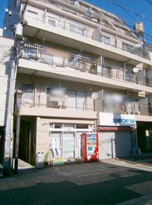 【外観】 | 泉シャトー | 駅徒歩3分の好立地！