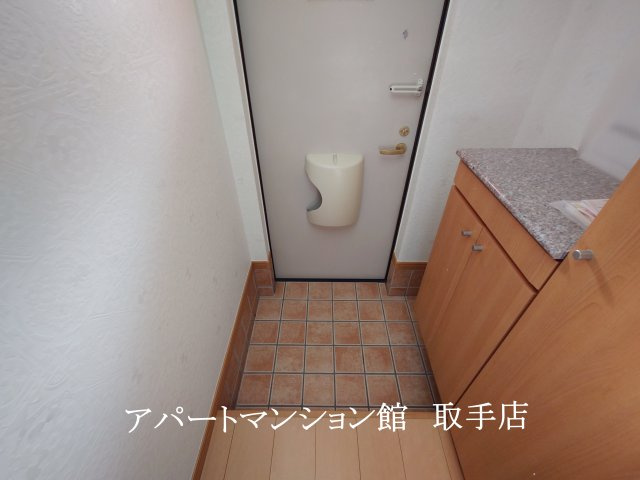 ヴィラブリーゼＡの玄関