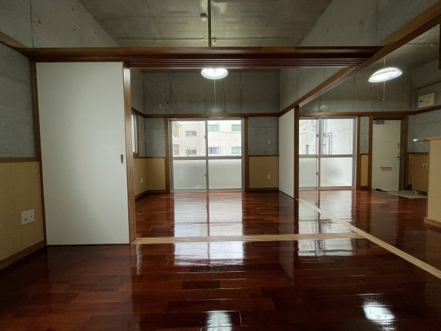 ＭＡＣＨＩＴＡ　ＢＬＤ