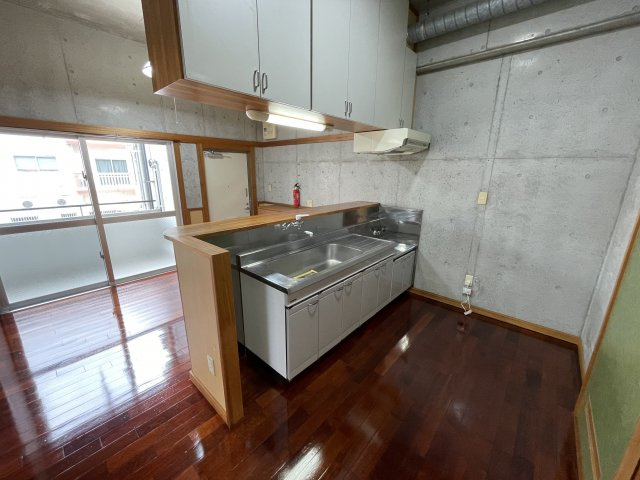 ＭＡＣＨＩＴＡ　ＢＬＤ