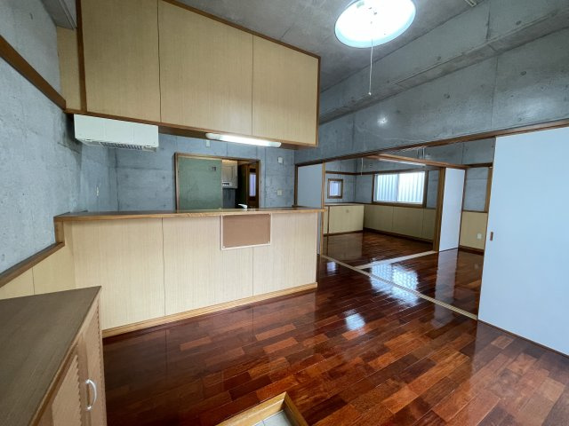 ＭＡＣＨＩＴＡ　ＢＬＤ