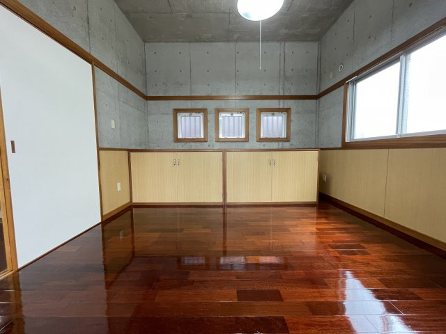 ＭＡＣＨＩＴＡ　ＢＬＤ