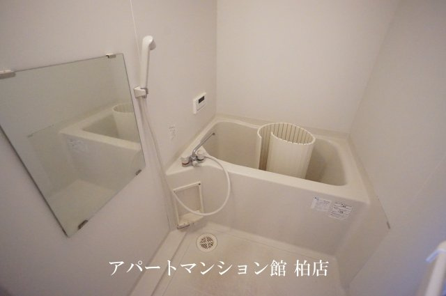 カステージョ柏の葉の浴室