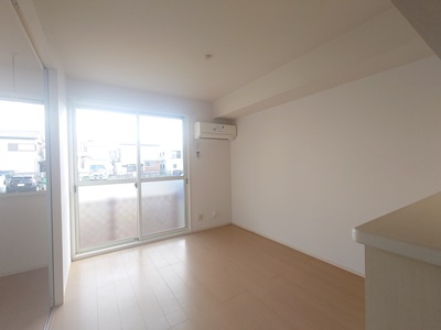 トレグラースＣ棟の居間・リビング