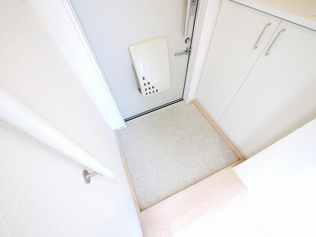 シャーメゾン田井庄のエントランス|ゆとりのあるエントランスです