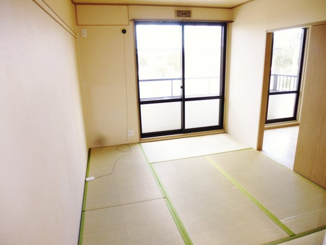 ハイツコーエーⅡの和室