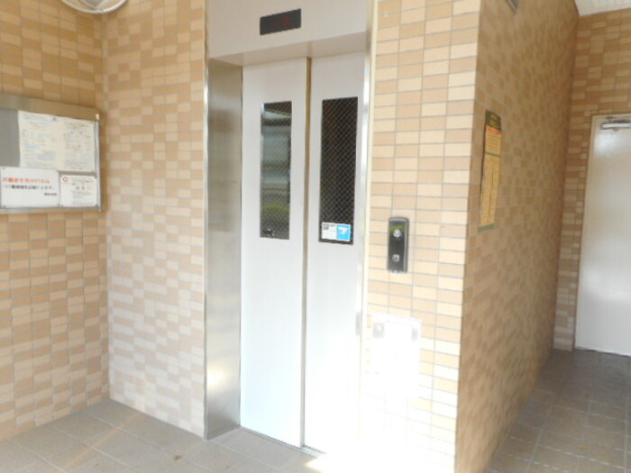 エーヴィゲス市川のその他