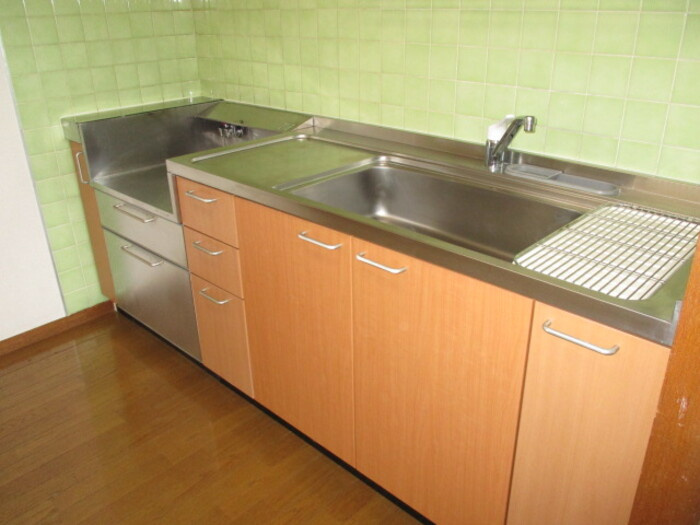 エーヴィゲス市川のキッチン