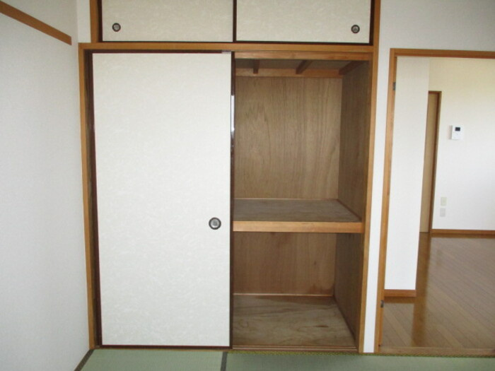 エーヴィゲス市川の収納