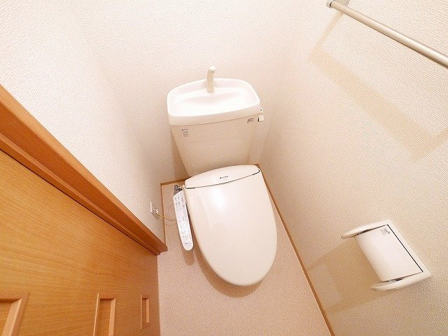 リバーラック　Ａ棟のトイレ|シンプルで使いやすいトイレです