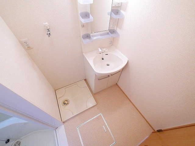 リバーラック　Ａ棟の洗面所|使いやすい洗面所です