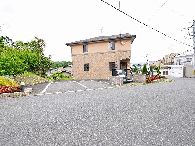 リビングタウン学園北　Ａ棟の駐車場|駐車場です