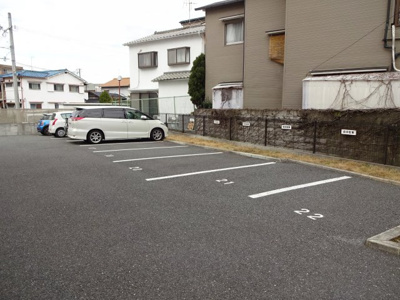 【駐車場】 | フロウスリーブ西村２番館