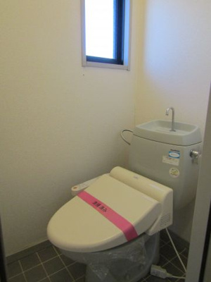 【トイレ】 | オークハイツ | 洗浄便座付