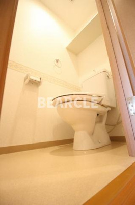 【トイレ】 | エリーフラッツ京町 | コンパクトで使いやすいトイレです