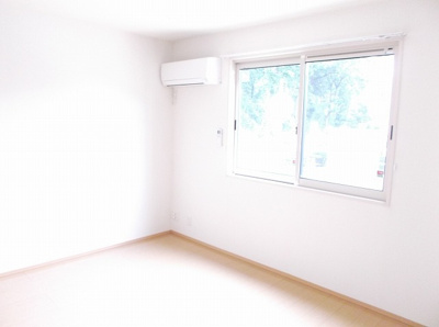 【寝室】 | ウィンザーⅡ | エアコン２台付！