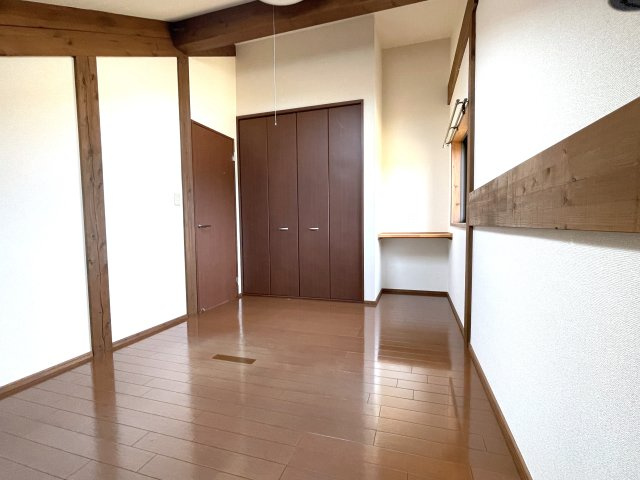 茂原市千町のテラスの洋室