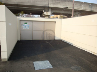 【その他共用部分】 | 敷地内ゴミステーション