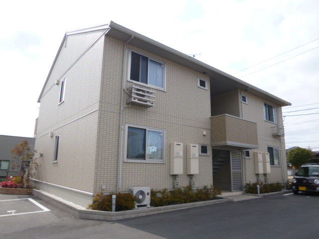 倉敷市新田のアパートの外観