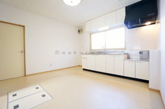 【キッチン】 | 手稲本町1-2戸建 | 広々としたキッチンスペース