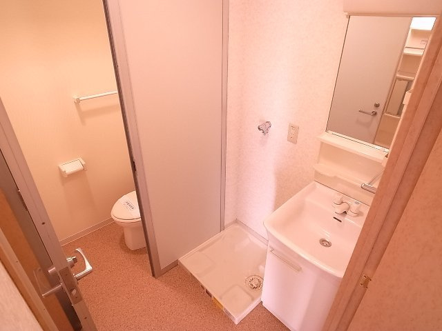 ヴェルデ平尾の洗面所|ヴェルデ平尾（1ＬＤＫ）　洗面所