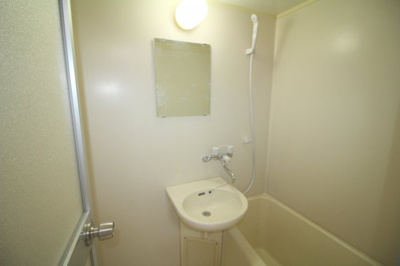 【独立洗面台】 | メゾン阪本