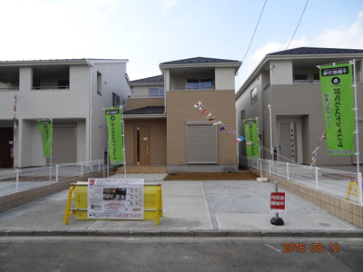 【前面道路含む現地写真】 | さいたま市緑区馬場2丁目　土地広々約50坪　新築分譲住宅全3棟・残1棟