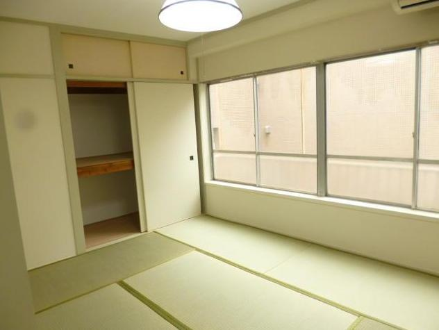 【居間・リビング】 | 原宿マンション