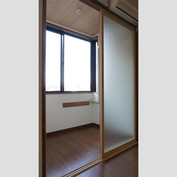 ドミール・クレセントAのバルコニー