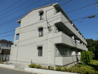 【外観】 | ブランシュールＢ | ブランシュールＢ　軽量鉄骨造2階建て　南東向き　３階建ての物件です