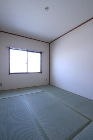 サンタウン林の寝室