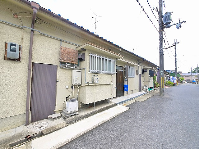 酒井永夫貸家の外観|昔懐かしい外観です。