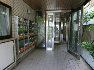 【エントランス】