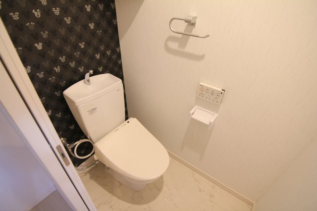 【トイレ】 | ルーラルソフィーアTM | 壁紙が！ミッキー♪