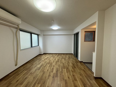 【居間・リビング】 | トニーズフラット