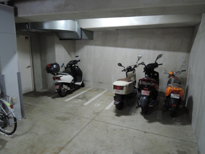 【その他共用部分】 | エルズ新横浜 | バイク置場