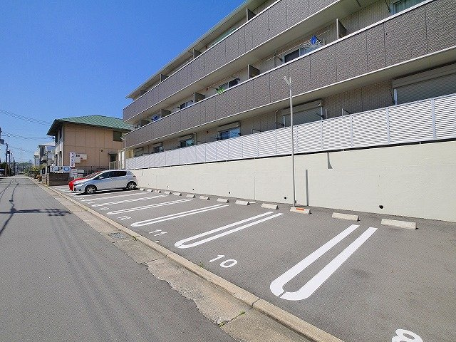 テレザート光台の駐車場