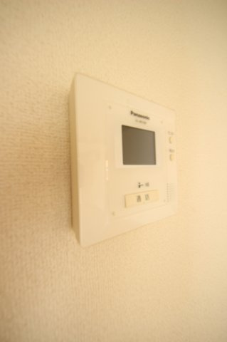 レジデンス大森Aのセキュリティ|カメラ付インターホン