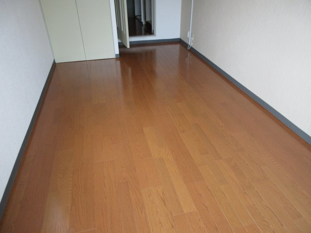 レクセル日吉の洋室