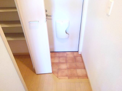 【玄関】 | ヴィ・アモーレ