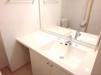 【独立洗面台】 | ヴィ・アモーレ