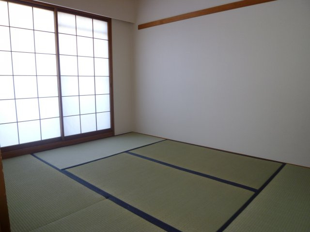 フェリーチェ深江橋の和室